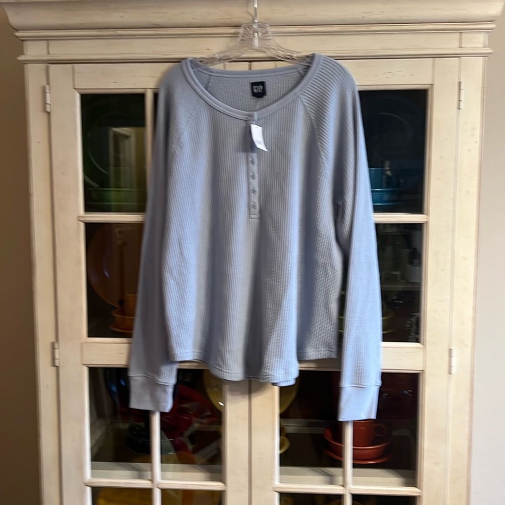 NWT Gap Waffle Knit Raglan Henley Shirt Color: ice blue Size XL TALL